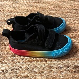 Converse Colorful toddler  Shoes with Velcro Straps size 6